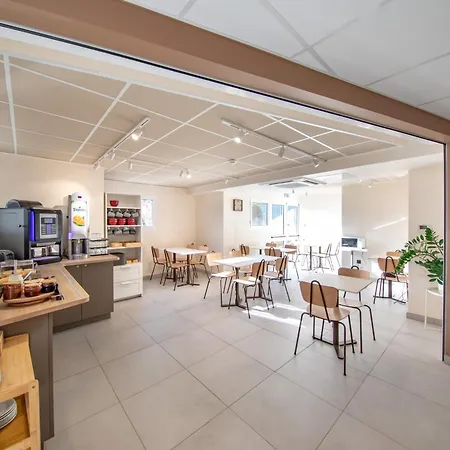 Hotel Premiere Classe Cran-gevrier Renove En 2025 Annecy